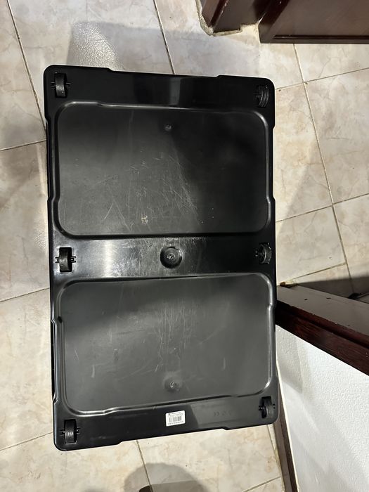 Caixa de Arrumação 70L