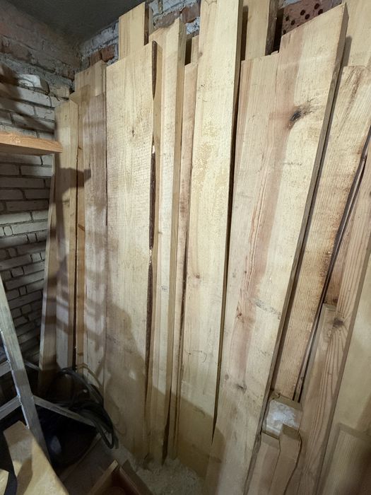 Обрізна столярна дошка (сосна, суха)