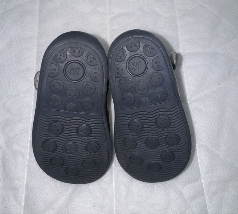 Sapatos de menina