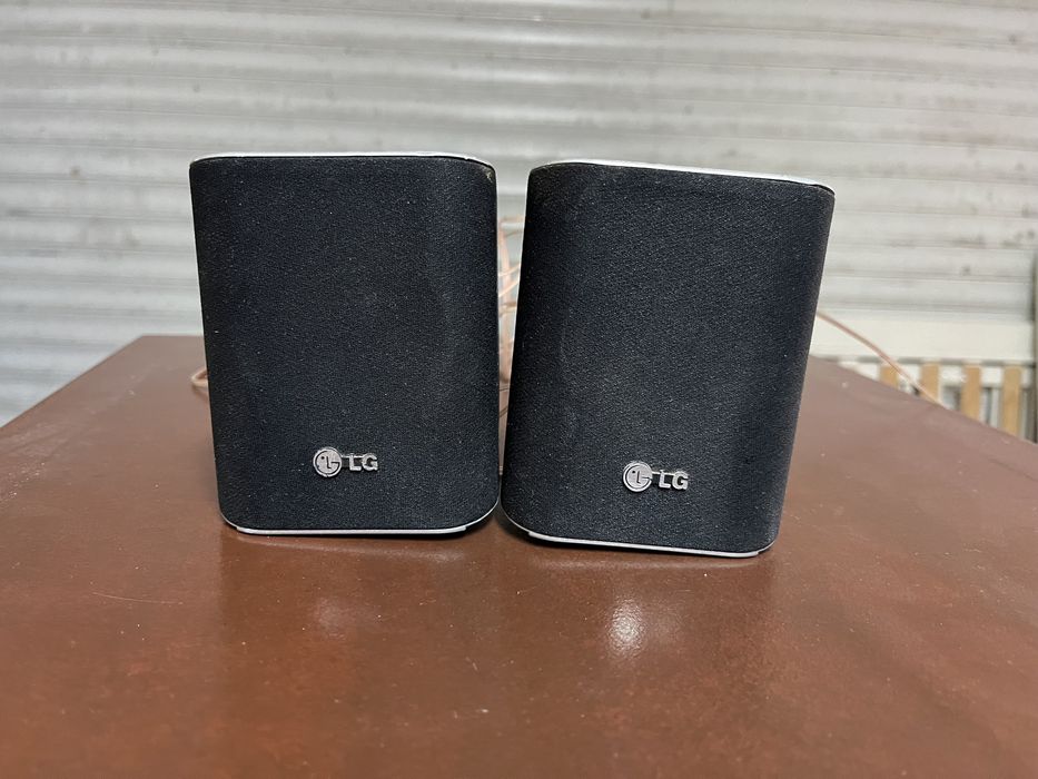 Colunas de som de marca LG