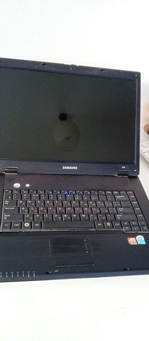 Ноутбук samsung на запчасті