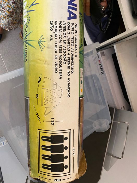 Tenda de Campismo para 4 Pessoas - cor verde e beje