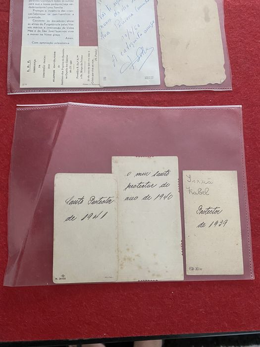 Lote de Antigos Registos de Santos protetores