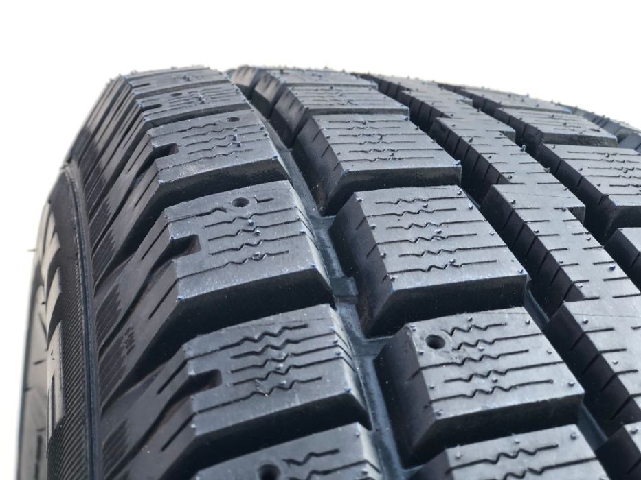 Шини зимові 245/70 R16 107Q резина зимова GALAXIE GLOB-GUM Poland