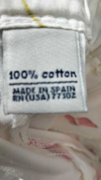 Saia fundo branco com cerejas (5 anos)