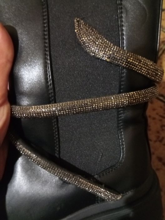 Продам зимние сапоги