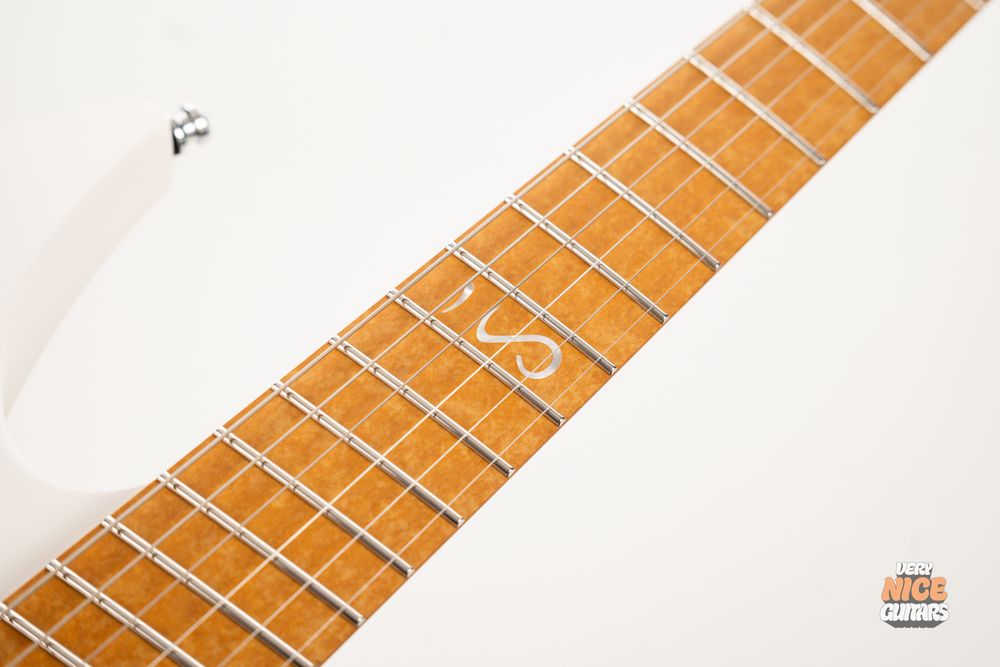 Aristides H/06R White
