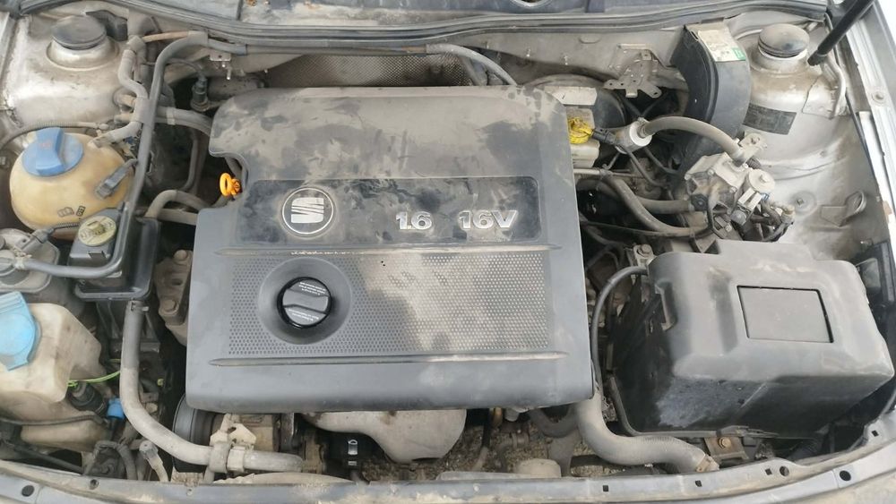 Крышка багажника Seat Leon 1.6 V16 AZD, мкпп ERT є весь перед , зад  Сеат Леон кришка багажника