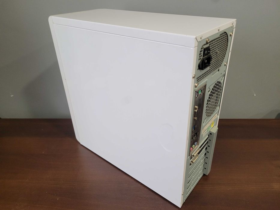 Komputer PC FEEL 2 i5-4430, R7 260X, 8GB RAM, 500GB HDD