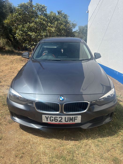 Bmw 320d eficiente dynamics F30 -Inglês