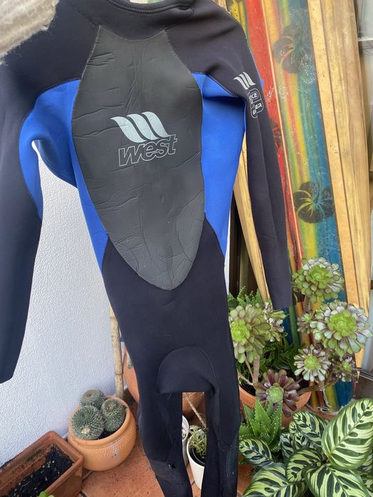 fatos de neoprene surf