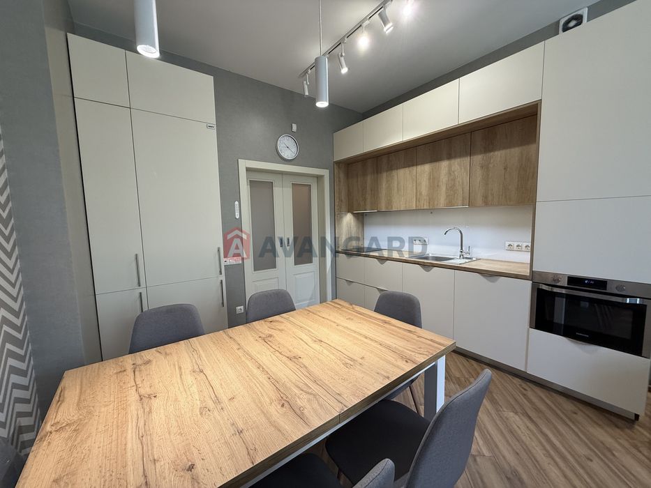 Продаж 3 кімнатної квартири, ЖК вул. Іоанна Павла ІІ 11, Печерськ