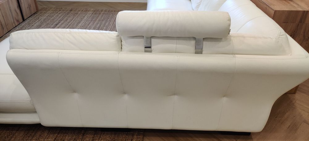 Sofá em Pele Chateau d'ax