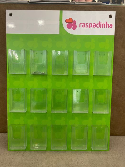 Expositor de venda de raspadinhas
