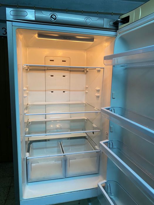 Frigorifico Hotpoint Combinado