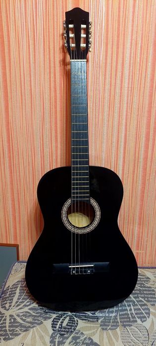 Гитара 6 струнна!!