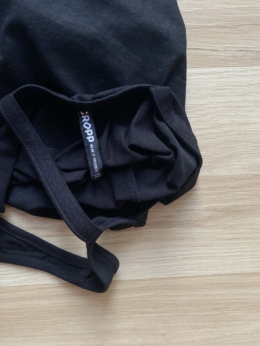 Bluzka Tshirt top na ramiączka czarny z białym nadrukiem Cropp XS