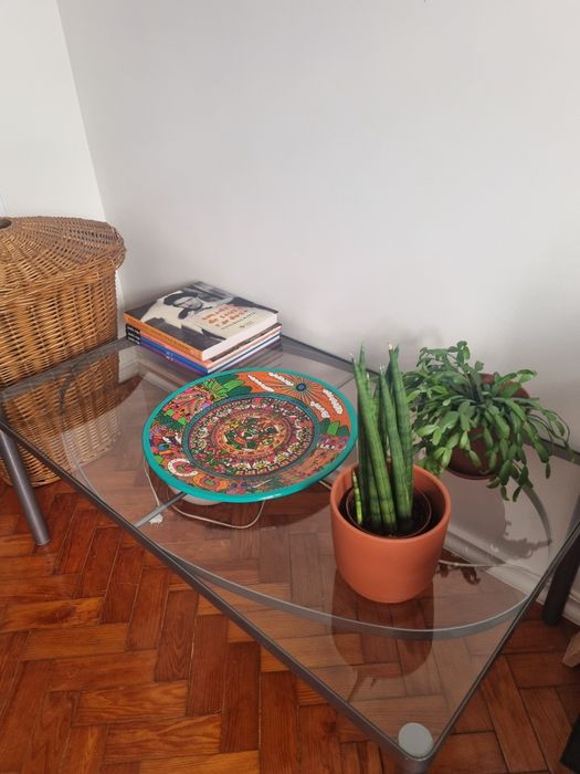 Glass coffee table with frame64552994517121122