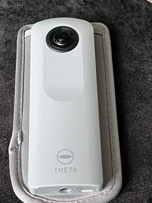 Камера 360 Ricoh Theta SC2