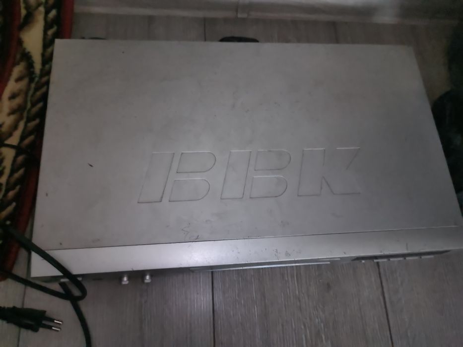 Продам DVD плеер