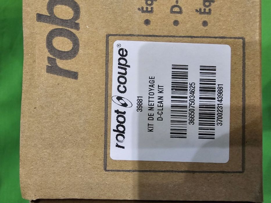 Комплект для очистки решеток Robot Coupe 39881