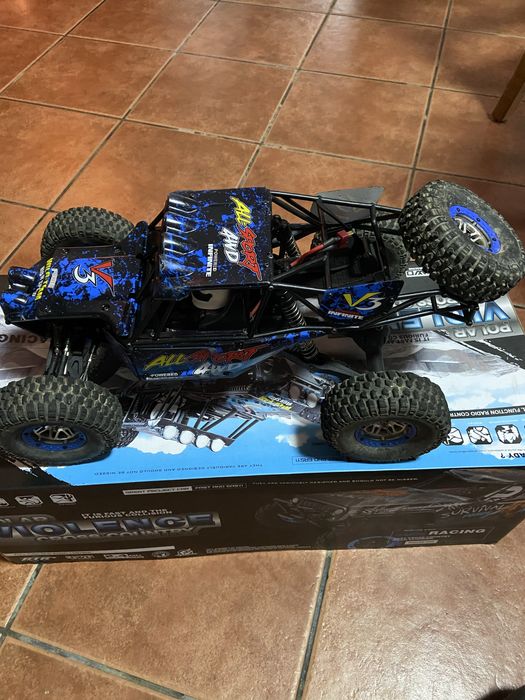 Carro telecomandado WLTOYS