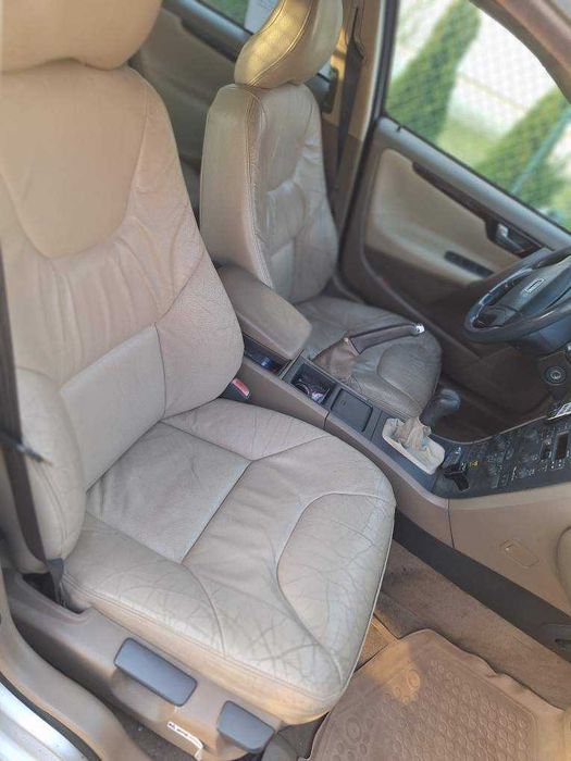 Volvo V 70 2002r. 2.4B Manual