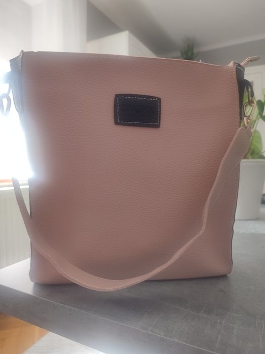 Torebka różowa NOWA