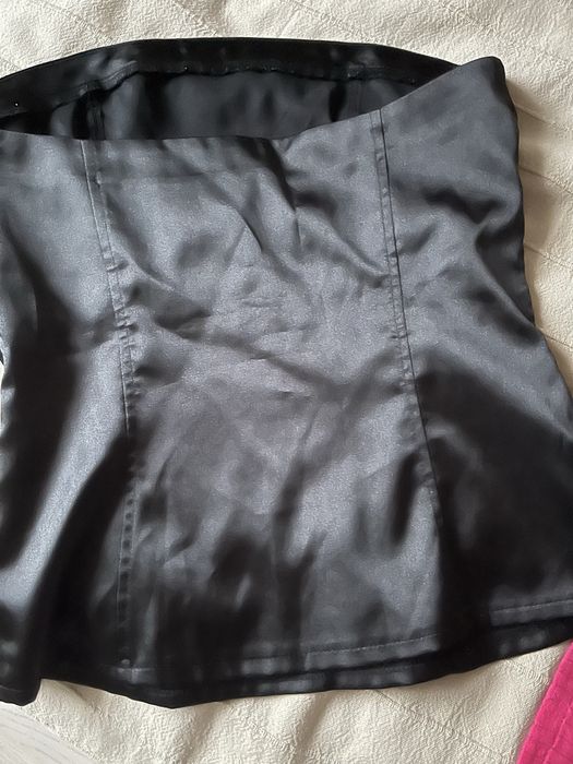 Gorset czarny nowy atłasowy satynowy