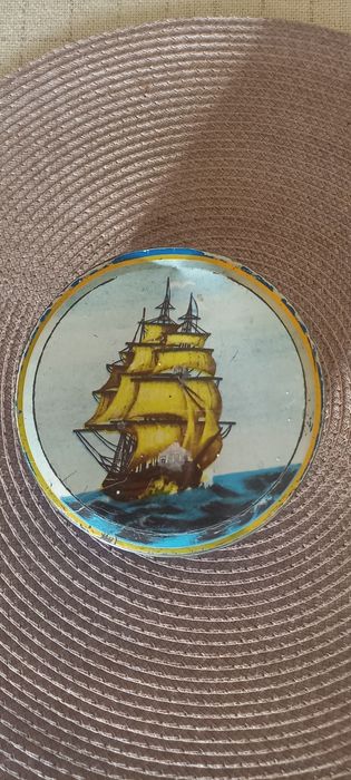 Pudełko po cukierkach PRL