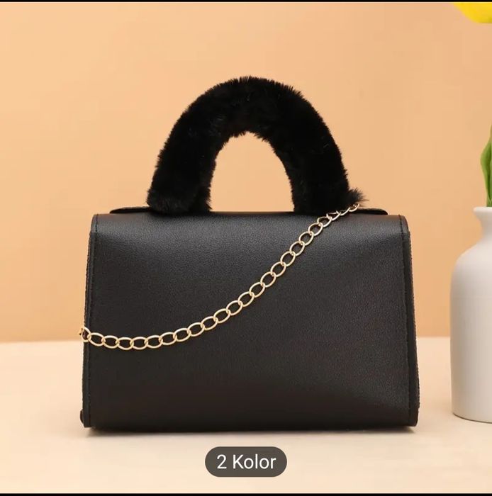 Czarna torba torebka torebeczka damska ekoskóra na łańcuszku