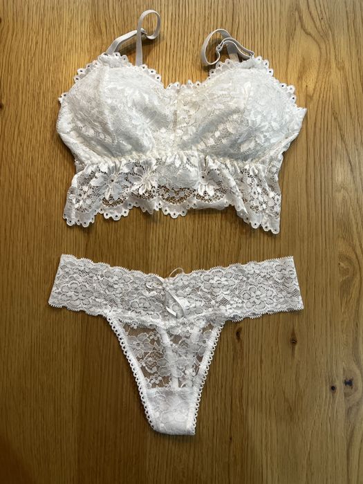 Lote de Vestidos, Lingeries e Biquinis