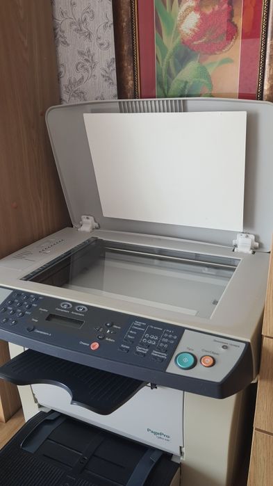 Konica Minolta PagePro 1380MF Папір в подарунок Лазерний принтер скане
