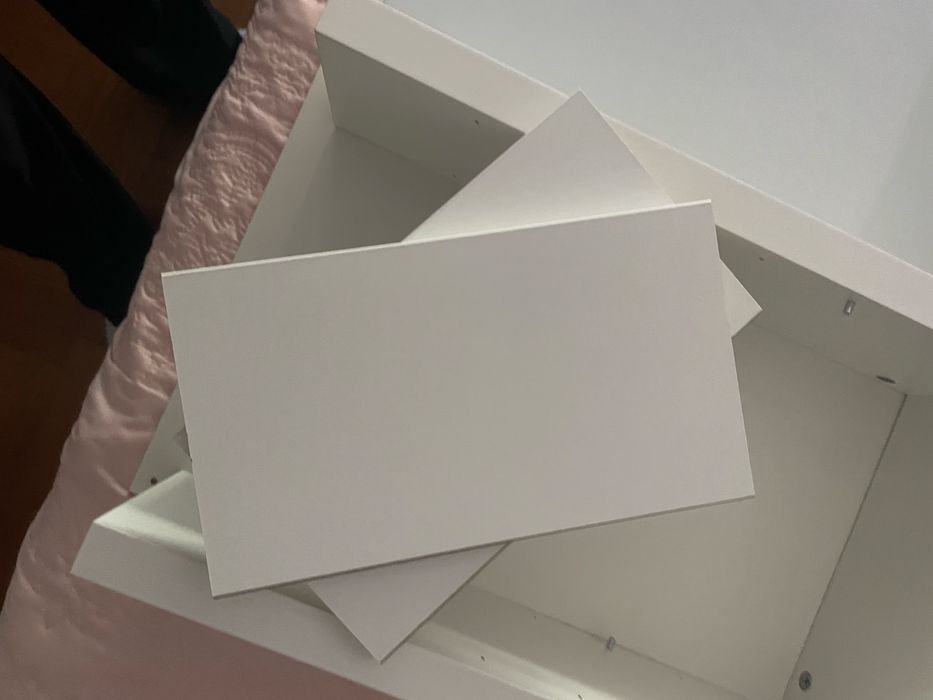Parte de cima da secretaria