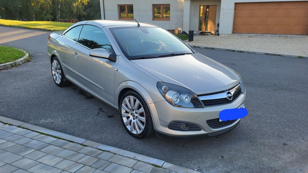 Opel Astra Twin Top  2.0 turbo