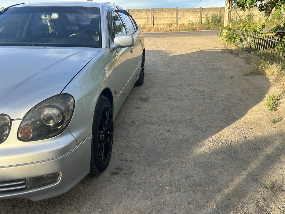 Продам лексус gs300