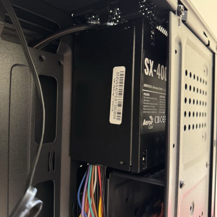 Корпус для пк Aerocool Sfx 400w блок живлення