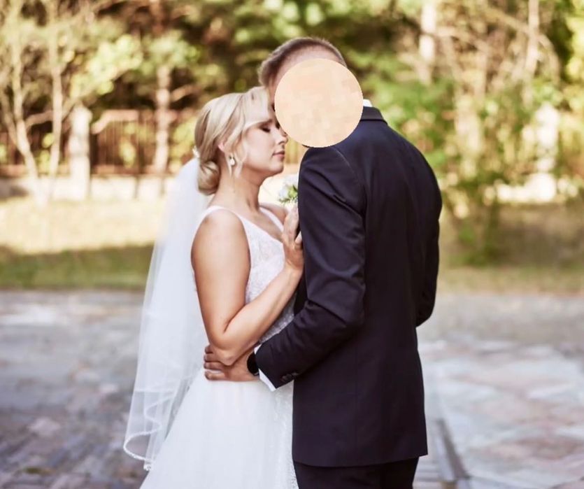 Suknia ślubna błyszcząca