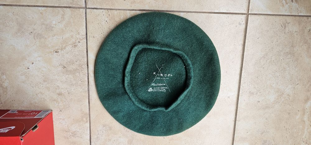 Kangol wełniany beret zielony stan bardzo dobry