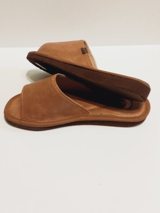 Pantofle/klapki/laczki, rozmiar 40, skóra