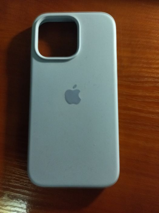 iPhone -бампер (чехол) б.у.