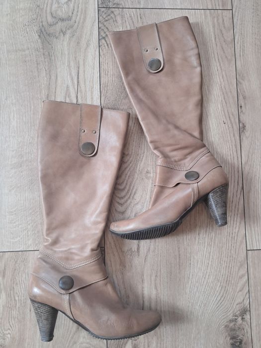 Ryłko kozaki 38 beżowe brąz