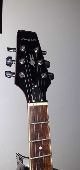 SUPER GITARA Elektryczna Typu Las Pol  ARIA PRO