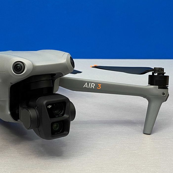 DJI Air 3 (DJI RC-N2)