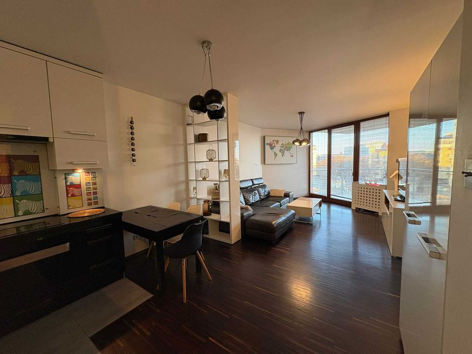 Bez prowizji, 2 pokoje, 62 m2, apartamentowiec z basenem i siłownią