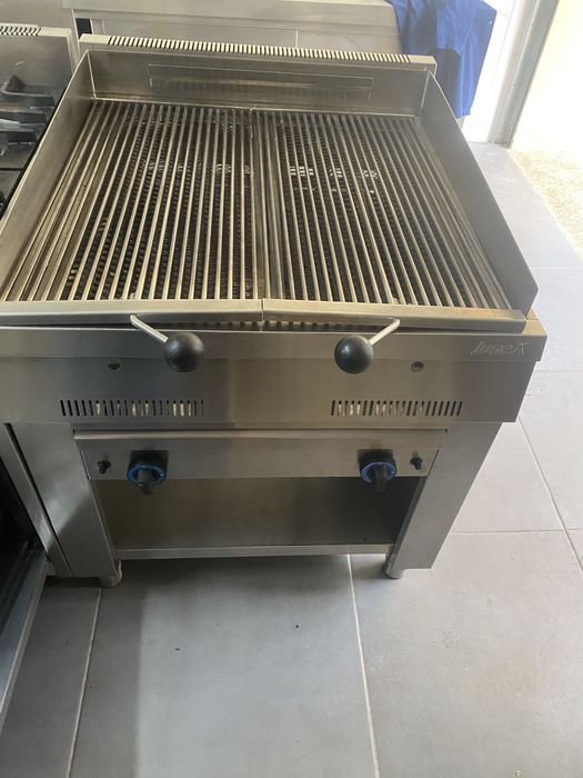 Fogão 4 queimadores / 4 bocas junex  mais grelhador