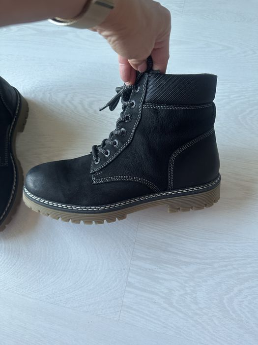 AM Shoe Company 42 skóra