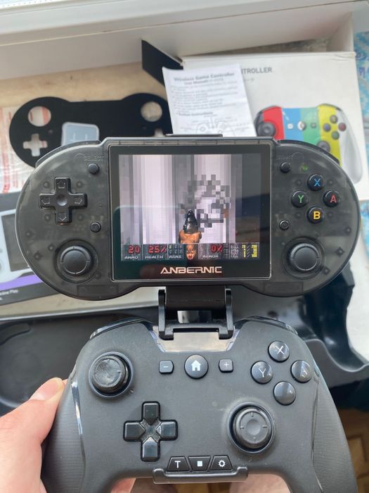 Продам ігрову портативну консоль ANBERNIC RG353P