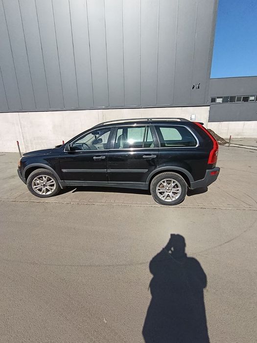 Продам Volvo XC90