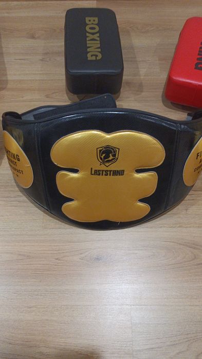 Kickboxing Equipment440618899368857601